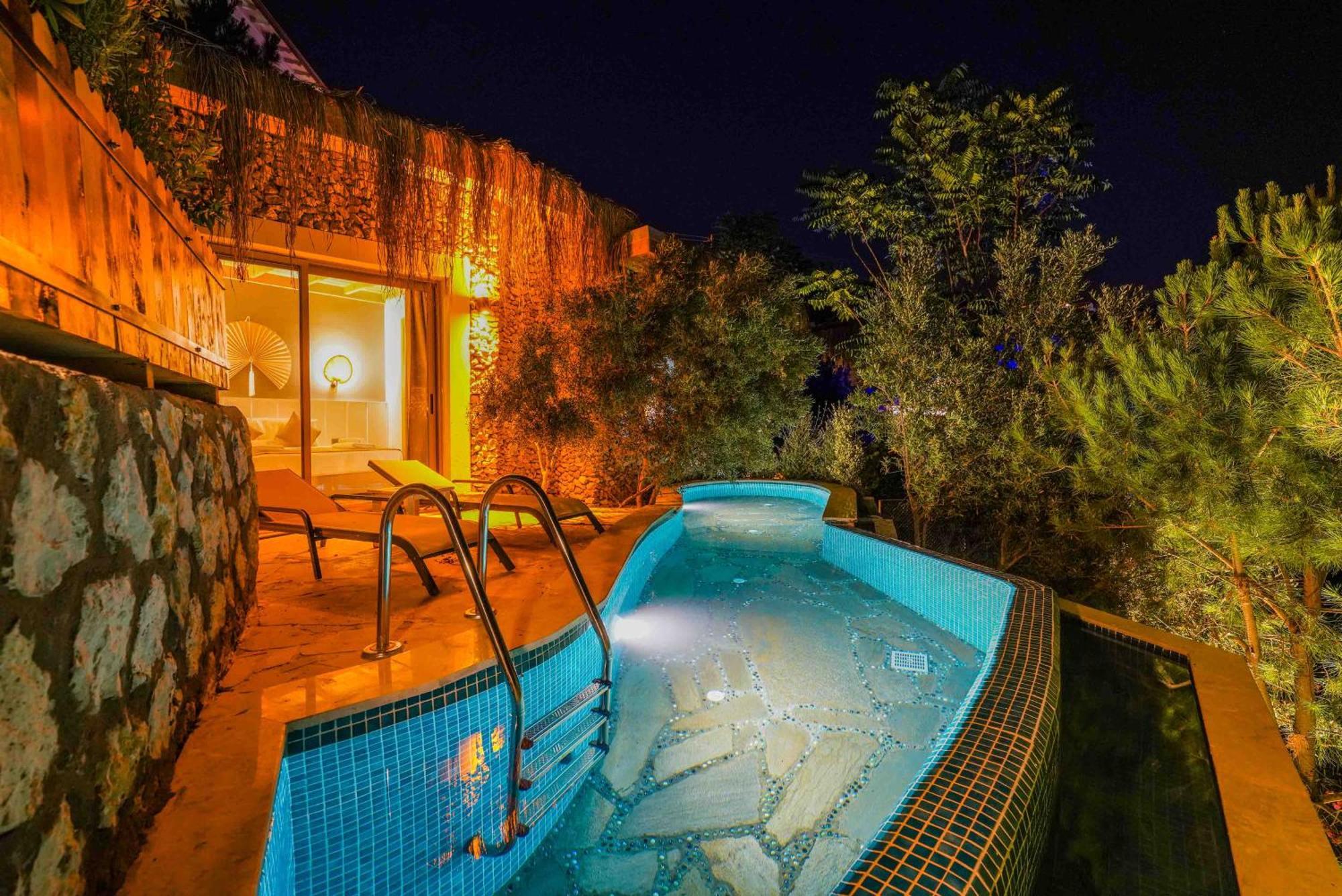 Likya Gardens Hotel Kas Bagian luar foto